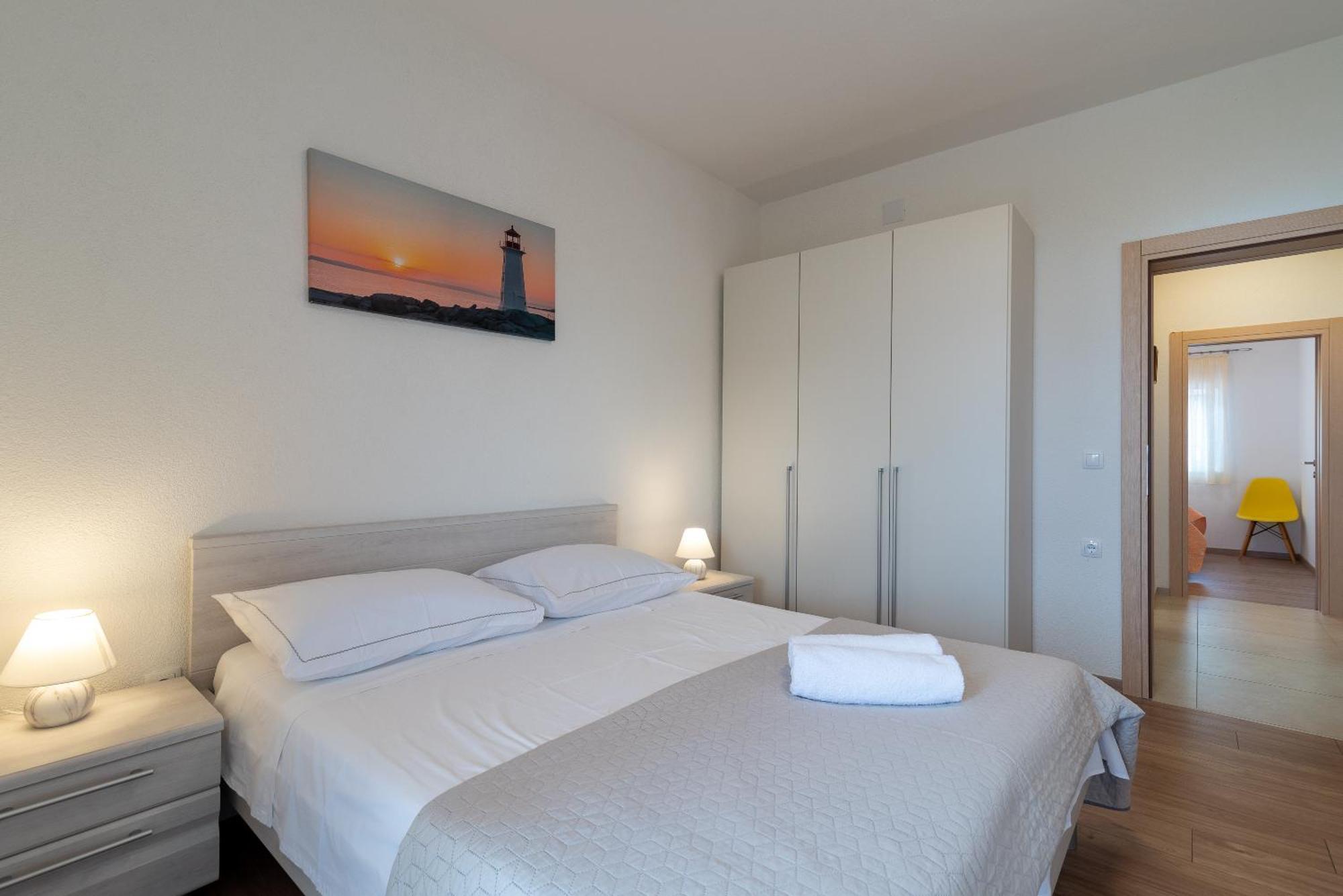 Apartments Brico - Heated Pool تروغير المظهر الخارجي الصورة