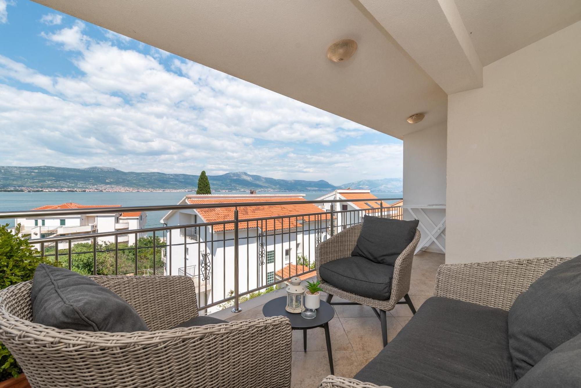 Apartments Brico - Heated Pool تروغير المظهر الخارجي الصورة